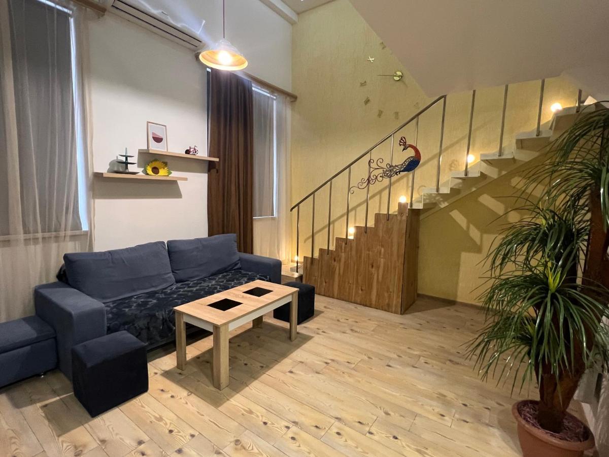 Dublex Apartment In Yerevan Komitas D1 Luaran gambar