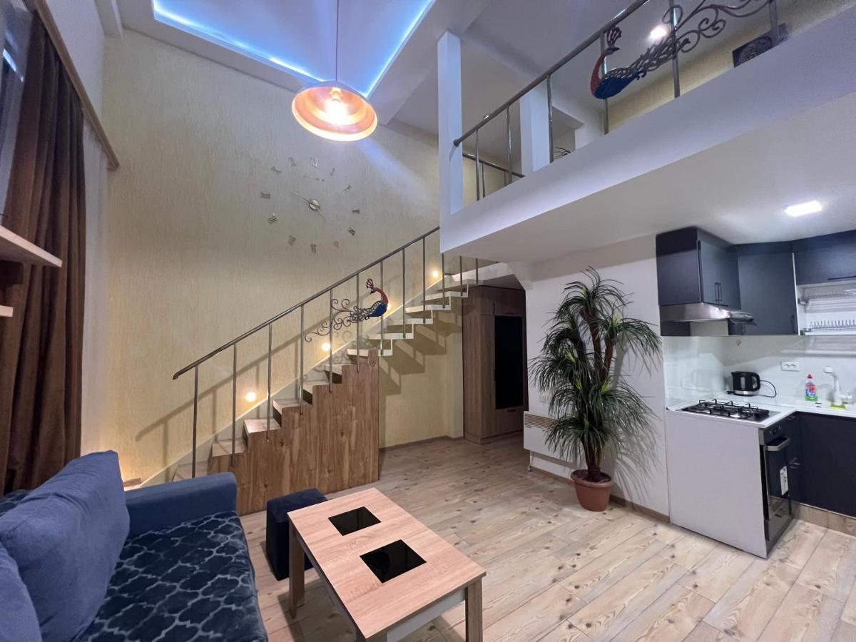 Dublex Apartment In Yerevan Komitas D1 Luaran gambar